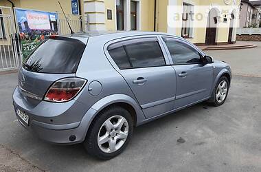 Хэтчбек Opel Astra 2008 в Бердичеве