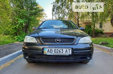 Седан Opel Astra 2008 в Киеве