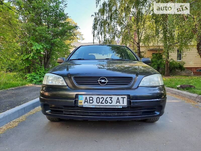 Седан Opel Astra 2008 в 