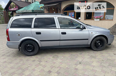 Универсал Opel Astra 2001 в Тячеве