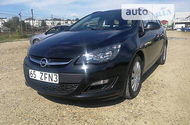 Opel Astra 2012