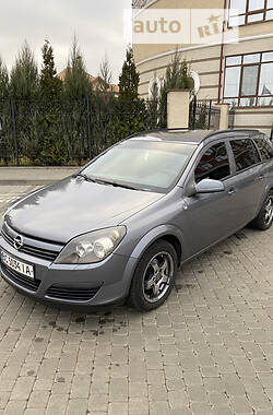 Универсал Opel Astra 2004 в Червонограде