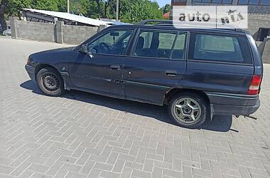 Унiверсал Opel Astra 1993 в Ужгороді