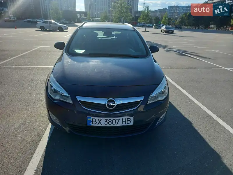 Opel Astra 2010