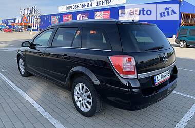 Универсал Opel Astra 2008 в 