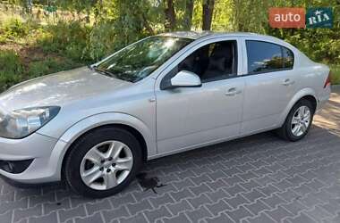 Седан Opel Astra 2011 в 