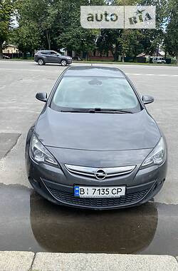 Хэтчбек Opel Astra 2012 в Полтаве