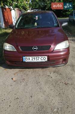 Седан Opel Astra 2005 в Славуте