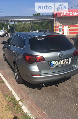 Універсал Opel Astra 2011 в Києві