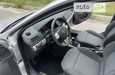 Універсал Opel Astra 2008 в Києві