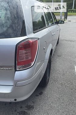Универсал Opel Astra 2007 в 