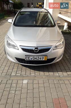 Opel Astra 2011