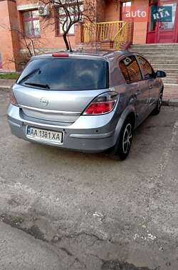 Хэтчбек Opel Astra 2007 в Киеве фото 3 Хэтчбек Opel Astra 2007 в Киеве
