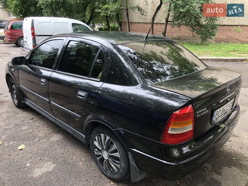 Седан Opel Astra 2008 в Луцке