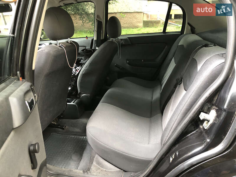 Седан Opel Astra 2008 в Луцке