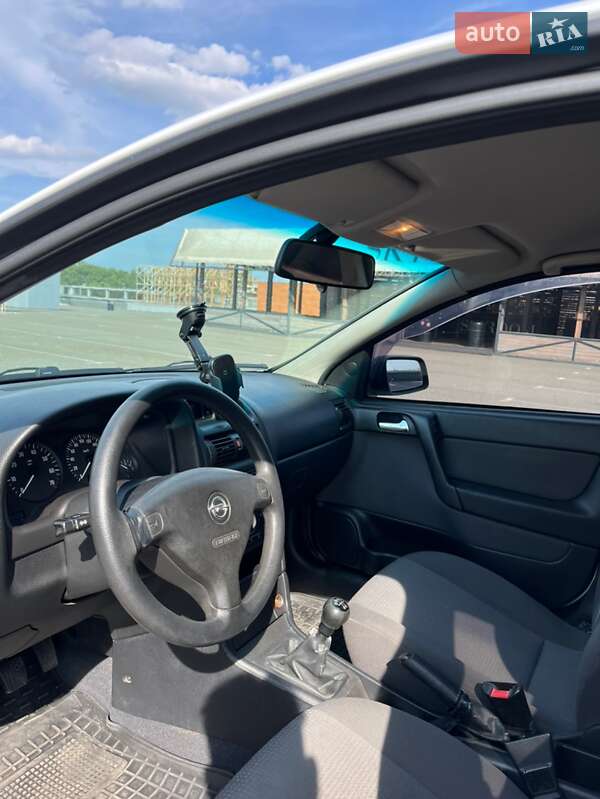 Седан Opel Astra 2008 в Киеве фото 9 Седан Opel Astra 2008 в Киеве