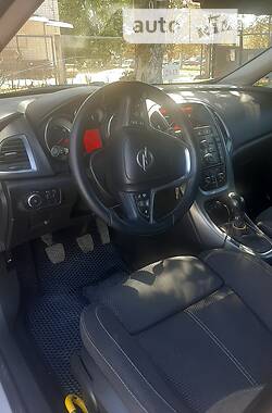 Универсал Opel Astra 2014 в 