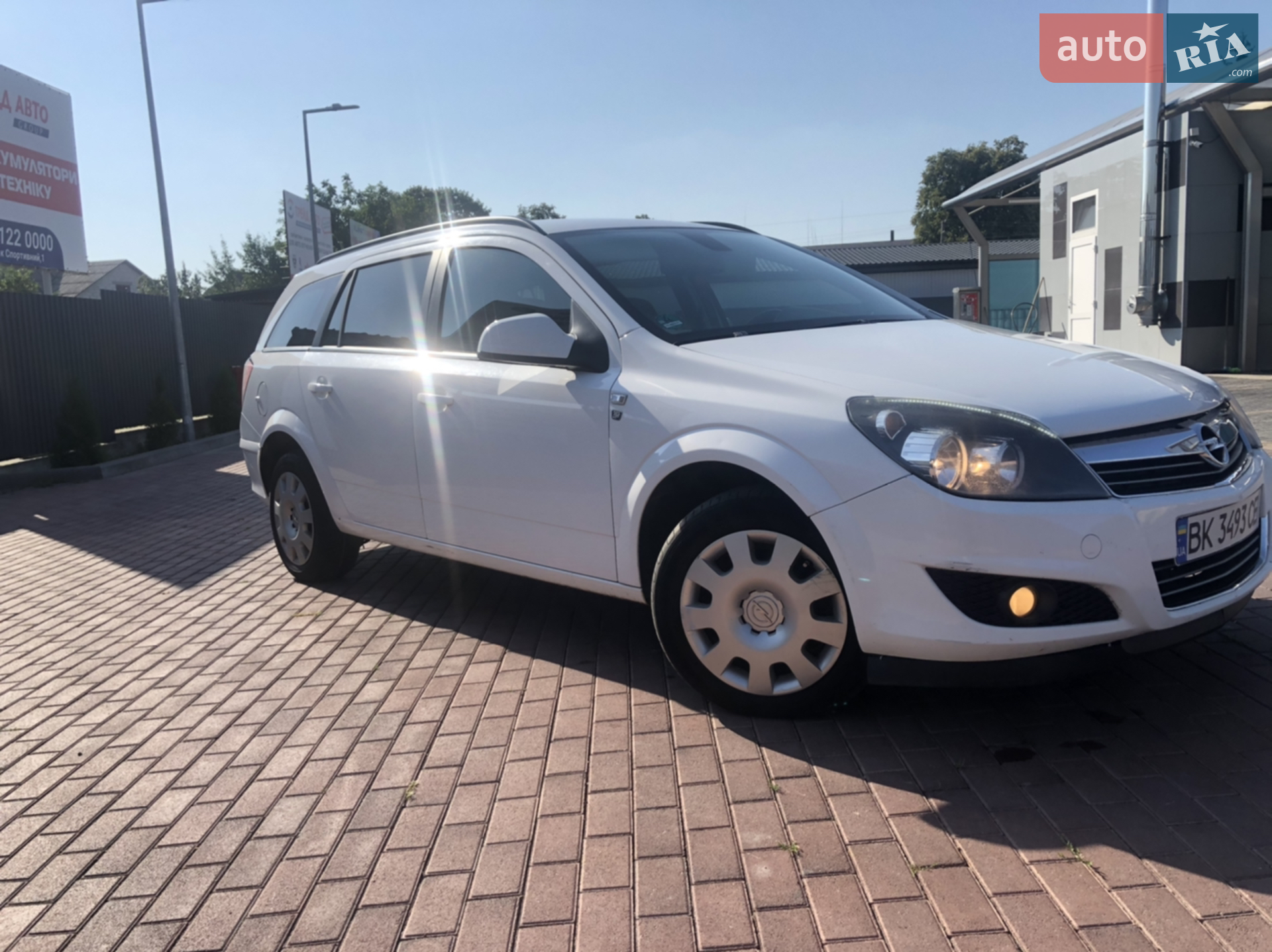 2010 Opel Astra - мініатюра 8