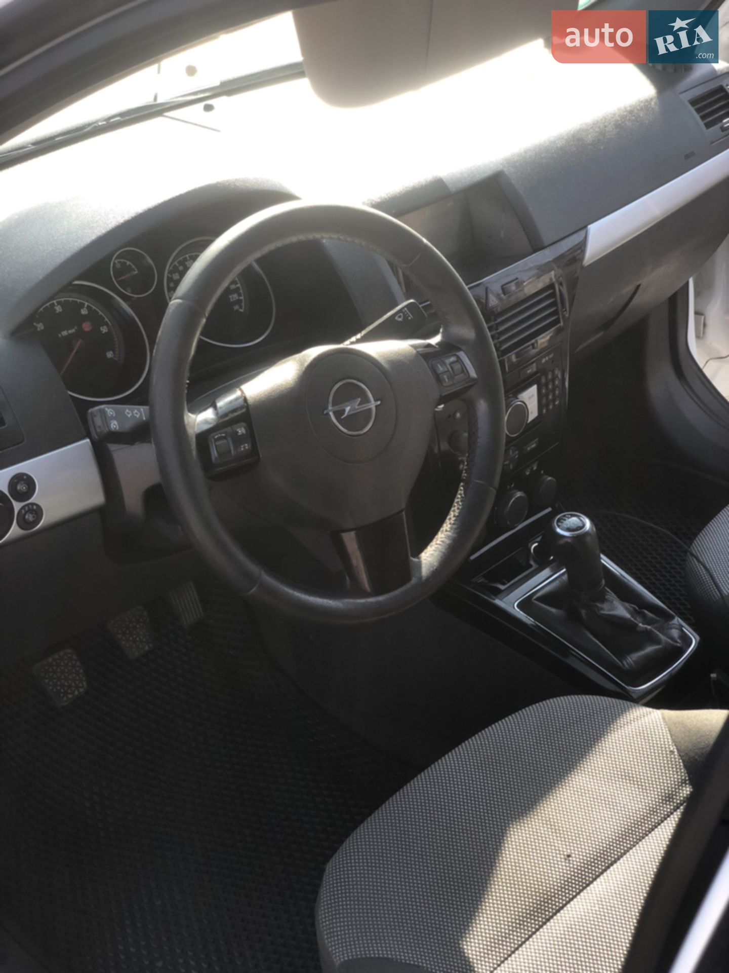 2010 Opel Astra - мініатюра 15