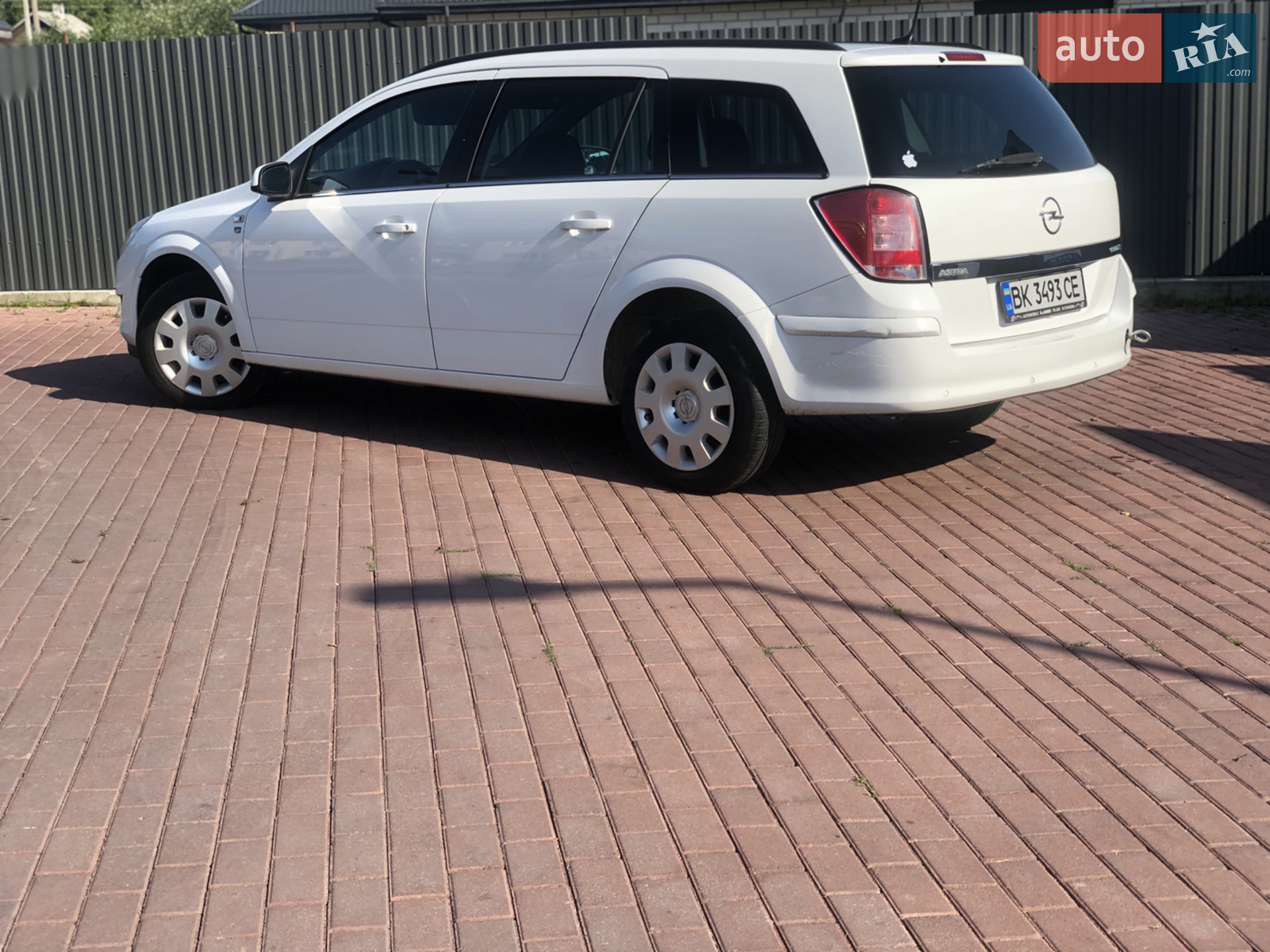 2010 Opel Astra - мініатюра 14