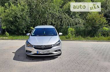 Универсал Opel Astra 2017 в Турке