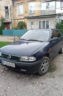 Хэтчбек Opel Astra 2001 в Одессе