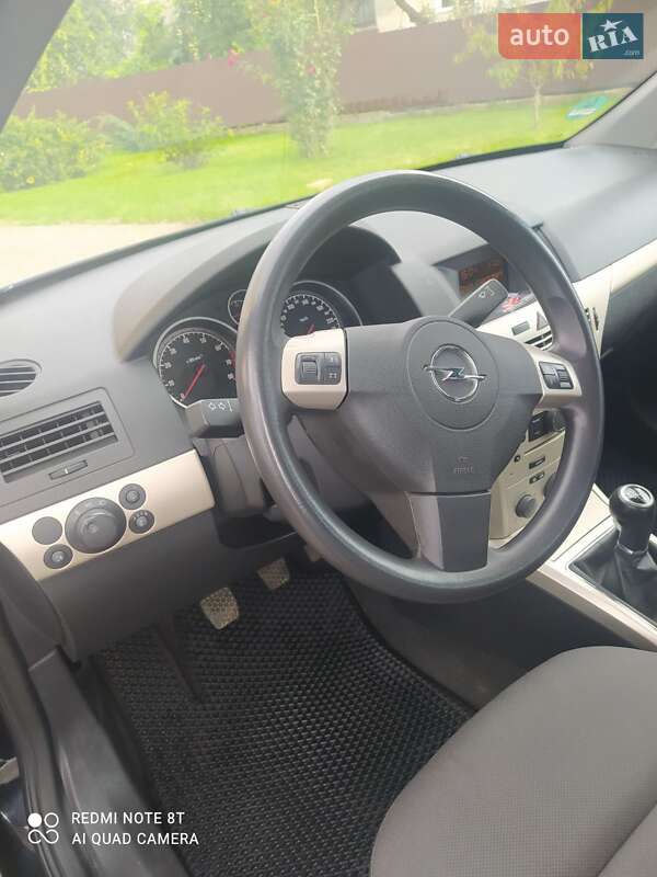 Универсал Opel Astra 2008 в Ковеле