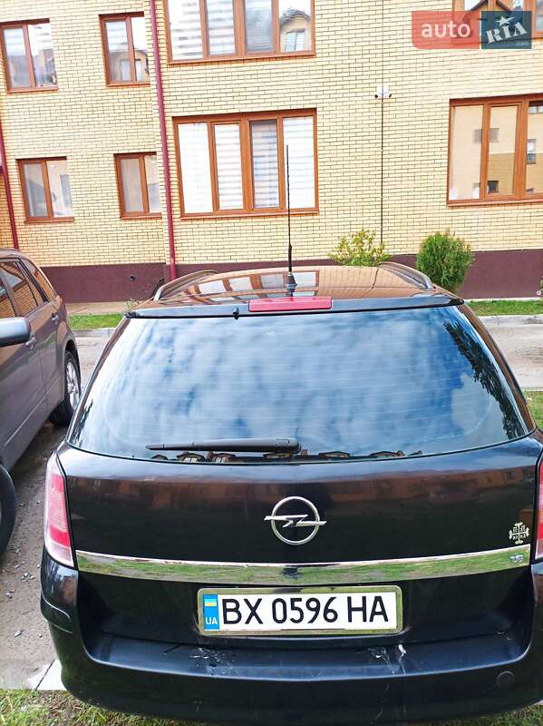 Універсал Opel Astra 2008 в Нетішині
