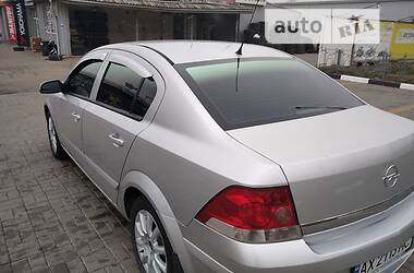 Седан Opel Astra 2008 в Харькове