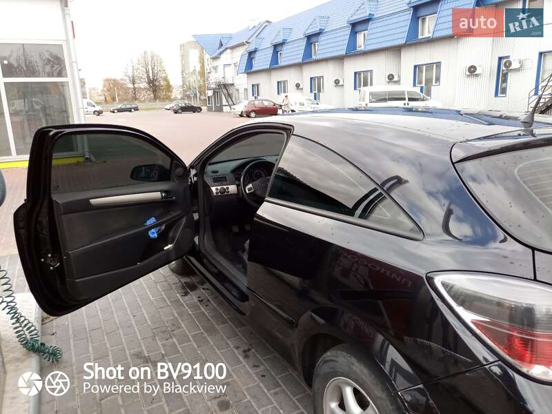 Хэтчбек Opel Astra 2008 в Ровно