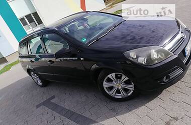 Универсал Opel Astra 2005 в Львове