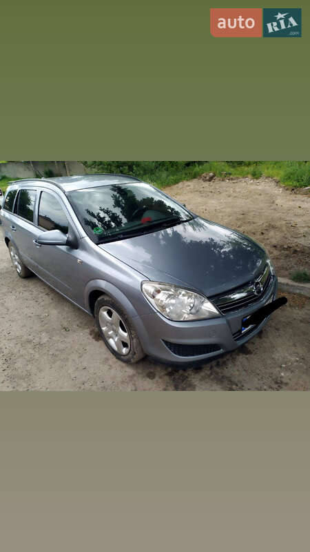 Универсал Opel Astra 2008 в Львове