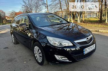 Универсал Opel Astra 2011 в Стрые