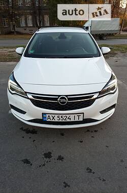 Універсал Opel Astra 2016 в Буковеле