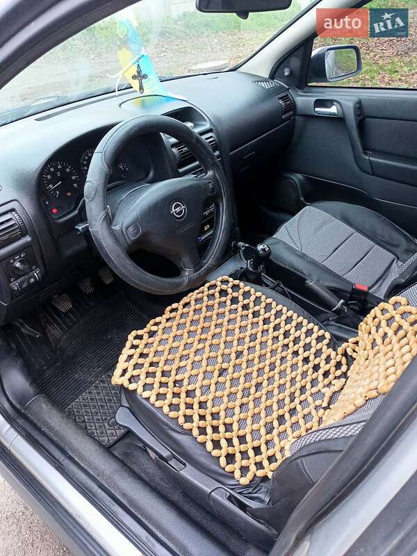 Хетчбек Opel Astra 2001 в Здолбуніві