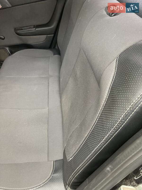 Седан Opel Astra 2007 в Фастове