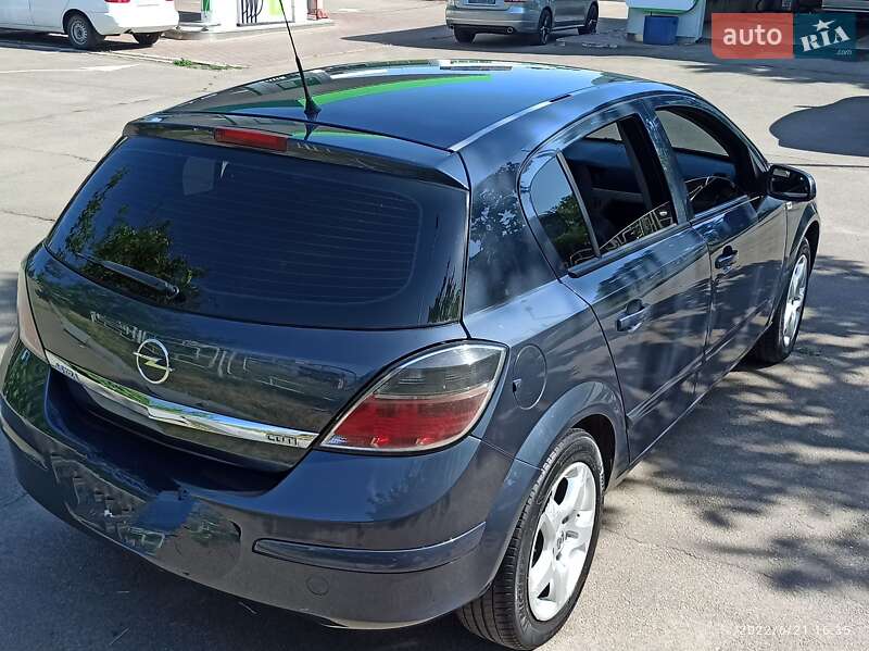 Хэтчбек Opel Astra 2008 в Одессе