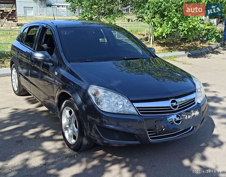 Opel Astra 2008