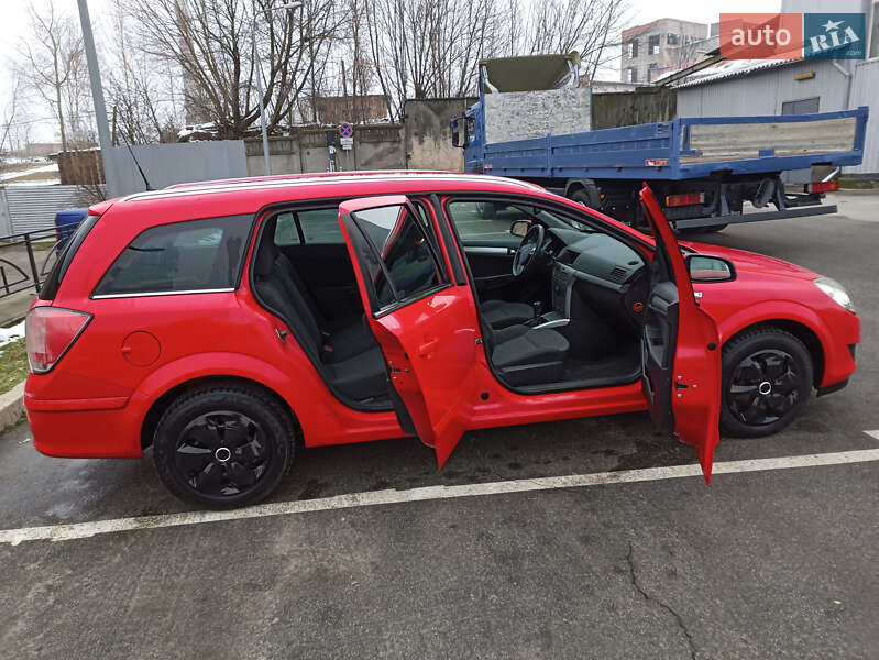 Универсал Opel Astra 2009 в Виннице