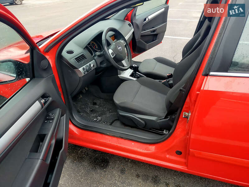 Универсал Opel Astra 2009 в Виннице