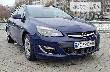 Унiверсал Opel Astra 2012 в Черкасах