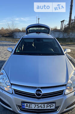 Opel Astra 2007