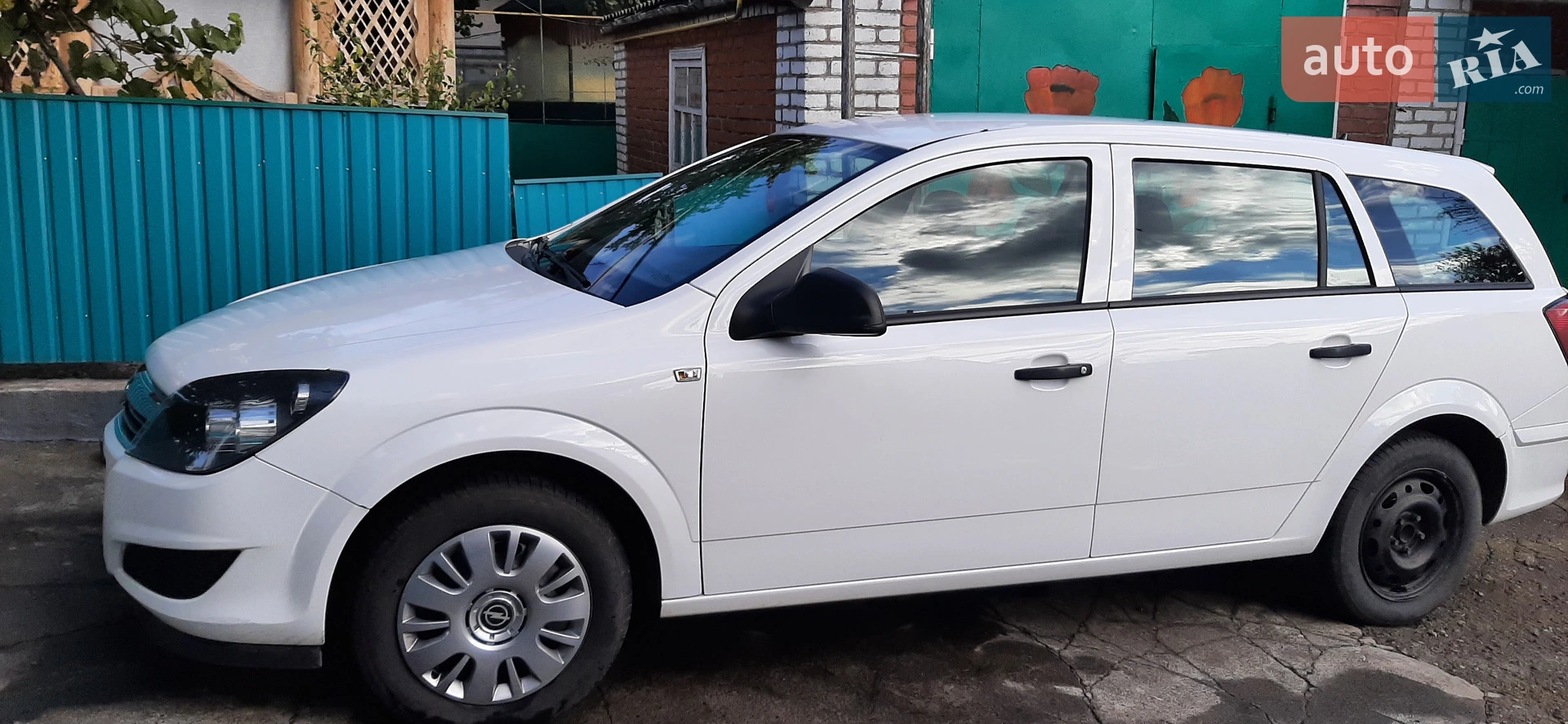 2010 Opel Astra - мініатюра 2