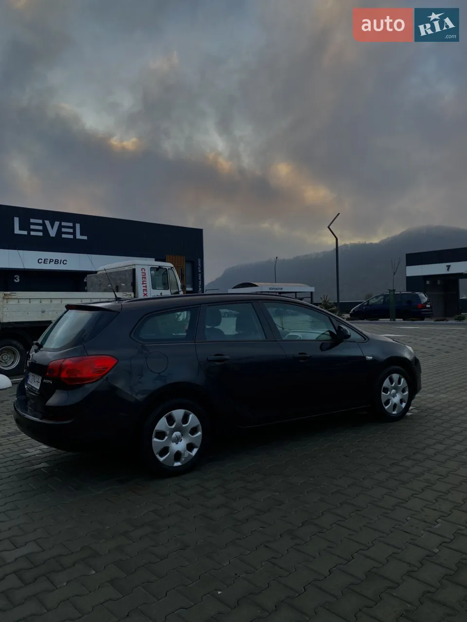 2013 Opel Astra - мініатюра 12