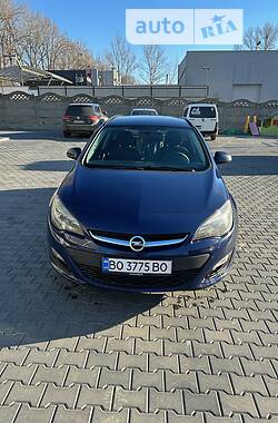 Opel Astra 2013