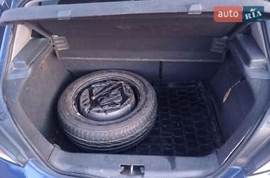 Хэтчбек Opel Astra 2004 в 