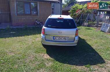 Універсал Opel Astra 2005 в Івано-Франківську