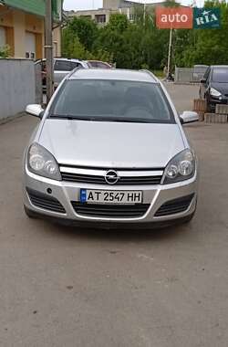 Універсал Opel Astra 2005 в Івано-Франківську