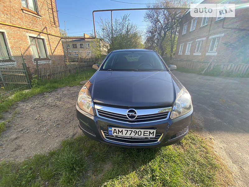 Хетчбек Opel Astra 2009 в Коростені фото 14 Хетчбек Opel Astra 2009 в Коростені