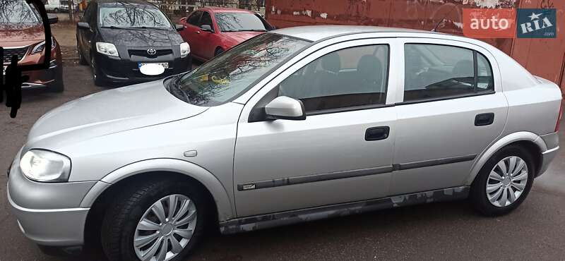 Хетчбек Opel Astra 1998 в Києві